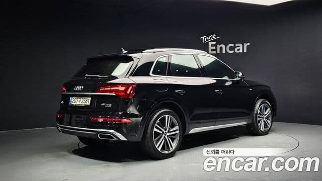 Audi Q5 2021 — Şəkil 2/20