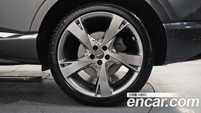 Genesis GV80 2020 — ფოტო 5/20