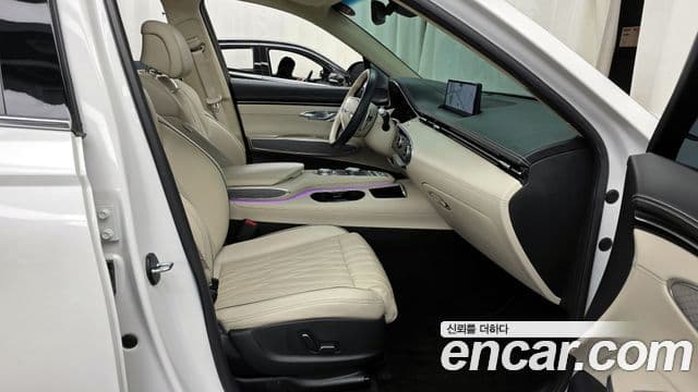 Genesis GV70 2022 — ფოტო 11/20