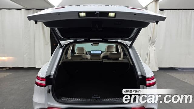 Genesis GV70 2022 — фото 20 из 20