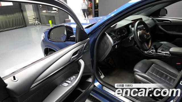 BMW X4 2020 — фото 11 из 20