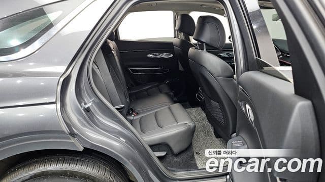 Genesis GV70 2022 — ფოტო 12/20