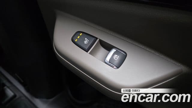 Kia Carnival 2025 — ფოტო 19/20