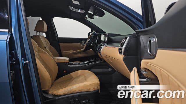 Kia Sorento 2023 — ფოტო 10/20