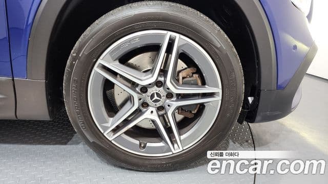 Mercedes-Benz GLB-Class 2020 — Şəkil 5/20