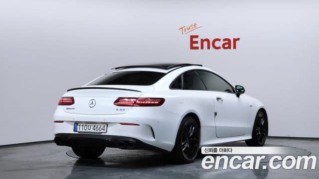Mercedes-Benz E-Class 2023 — ფოტო 2/20