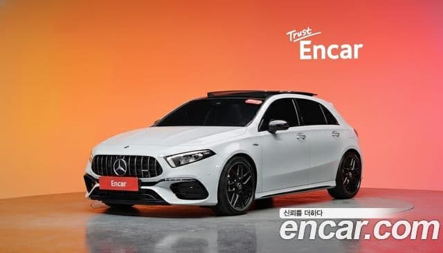 Mercedes-Benz A-Class 2023 — Photo 9/21