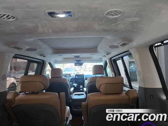 Hyundai Staria 2025 — Şəkil 20/20