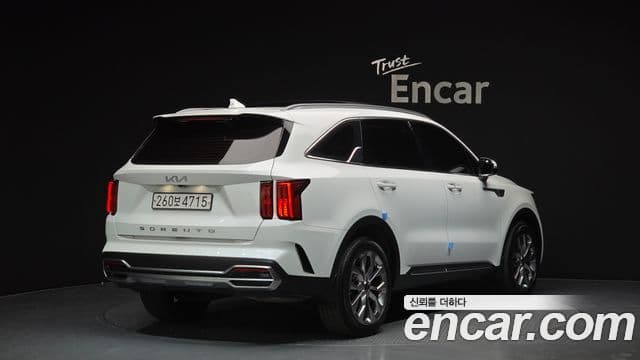 Kia Sorento 2022 — ფოტო 2/20