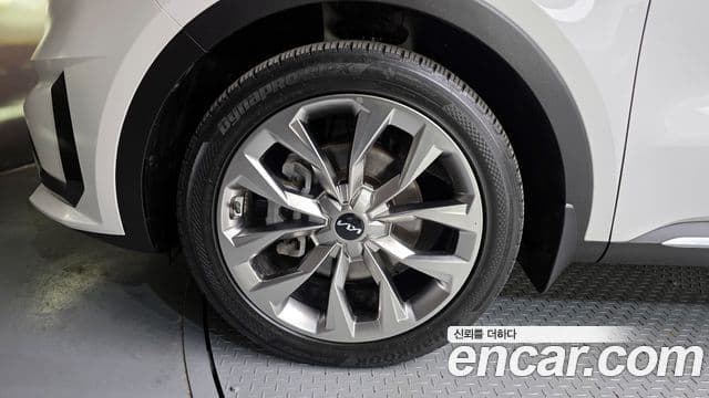 Kia Sorento 2022 — ფოტო 5/20