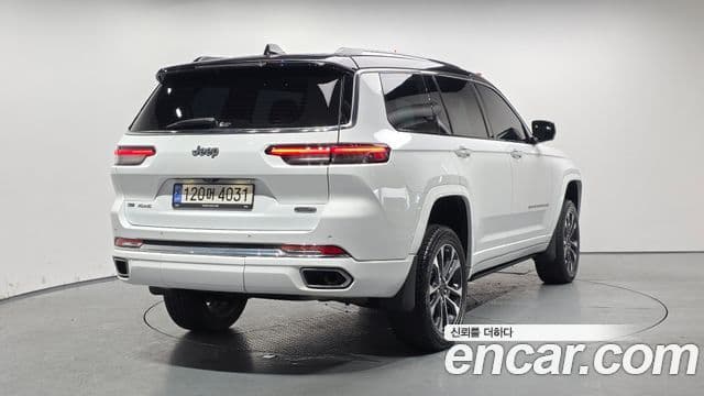 Jeep Grand Cherokee 2022 — ფოტო 20/20