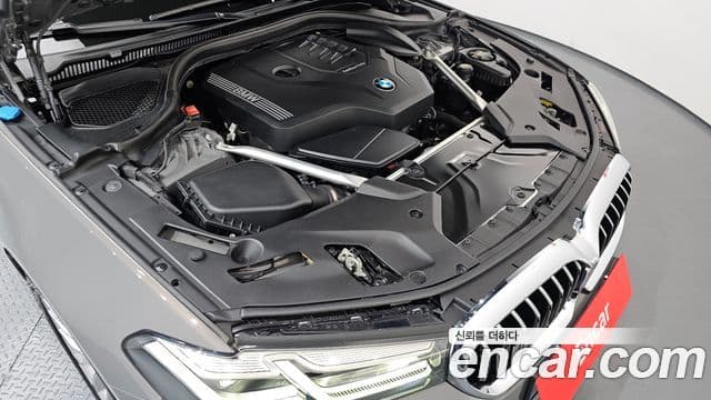 BMW 5 Series 2022 — Şəkil 5/20