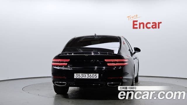 Genesis Electrified G80 2023 — ფოტო 4/20