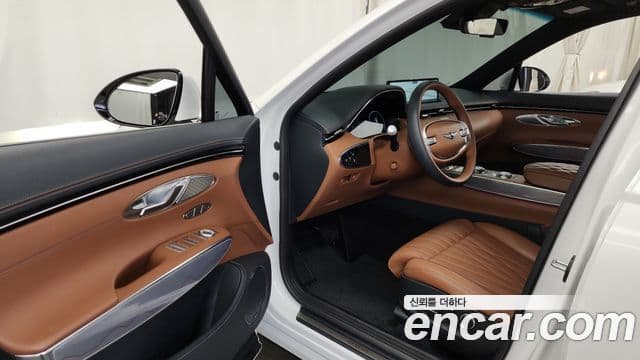 Genesis GV70 2023 — ფოტო 10/20