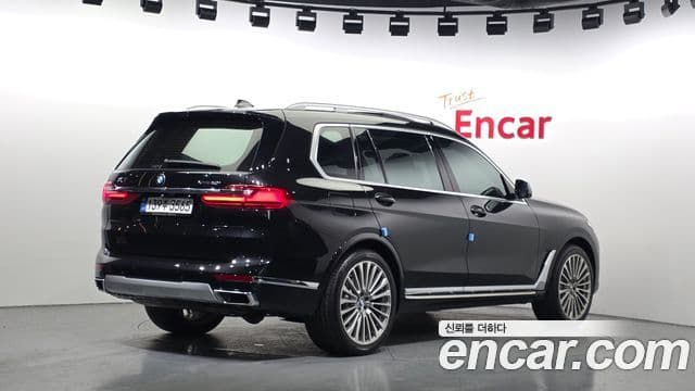 BMW X7 2022 — ფოტო 2/20