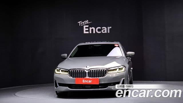 BMW 5 Series 2021 — Şəkil 3/20