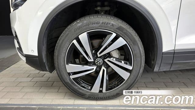 Volkswagen Touareg 2020 — фото 5 из 20