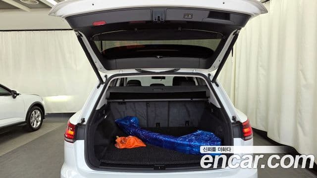 Volkswagen Touareg 2020 — фото 20 из 20
