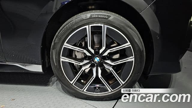 BMW 7 Series 2024 — фото 5 из 20
