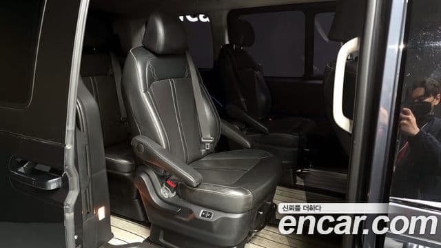 Hyundai Staria 2021 — Фото 12/20