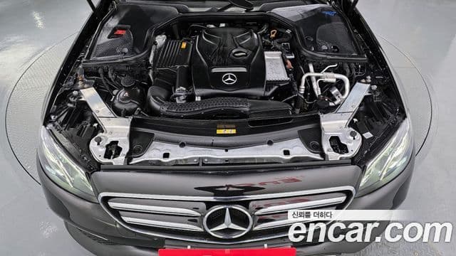 Mercedes-Benz E-Class 2019 — Фото 6/20