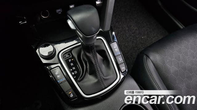 Kia Seltos 2022 — фото 9 из 20