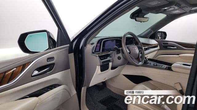 Cadillac Escalade 2022 — Photo 7/20