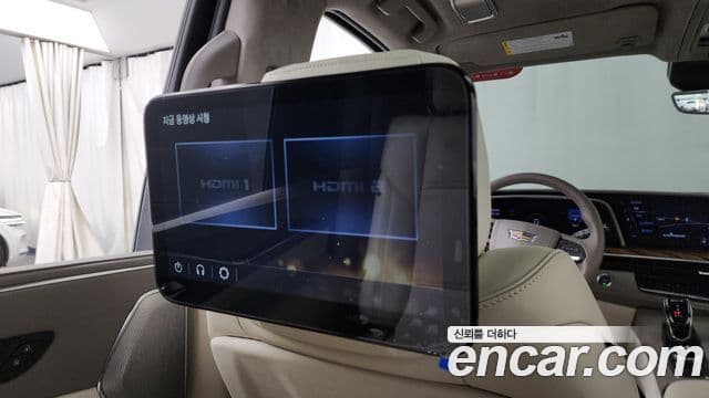 Cadillac Escalade 2023 — фото 19 из 20