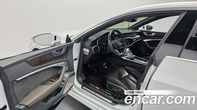 Audi A7 2020 — Şəkil 10/20