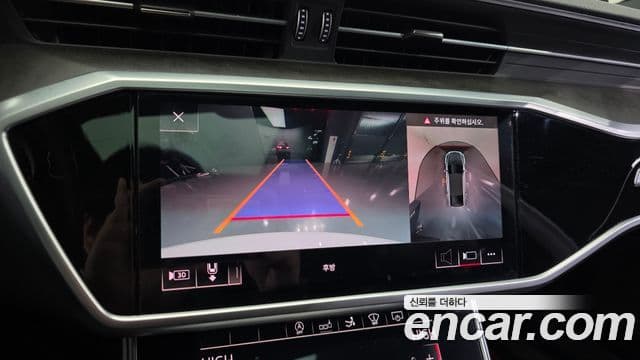 Audi A7 2020 — фото 15 из 20