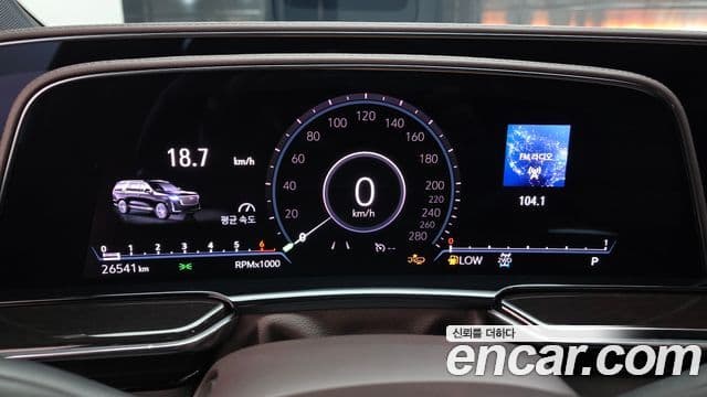 Cadillac Escalade 2023 — фото 8 из 20