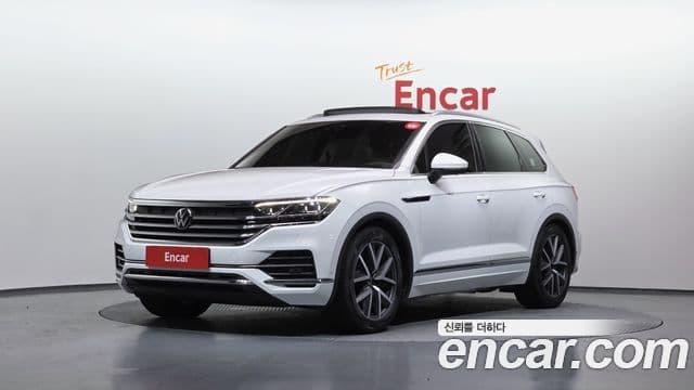 Volkswagen Touareg 2023 — ფოტო 1/20
