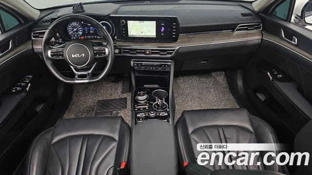 Kia K5 2023 — ფოტო 7/20