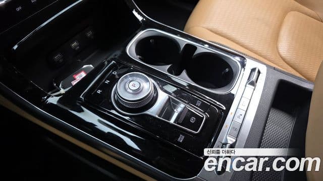 Kia Carnival 2021 — Şəkil 9/20