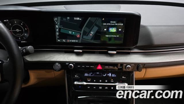 Kia Carnival 2021 — Şəkil 14/20
