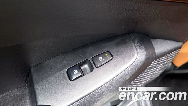 Kia Seltos 2022 — Şəkil 17/20