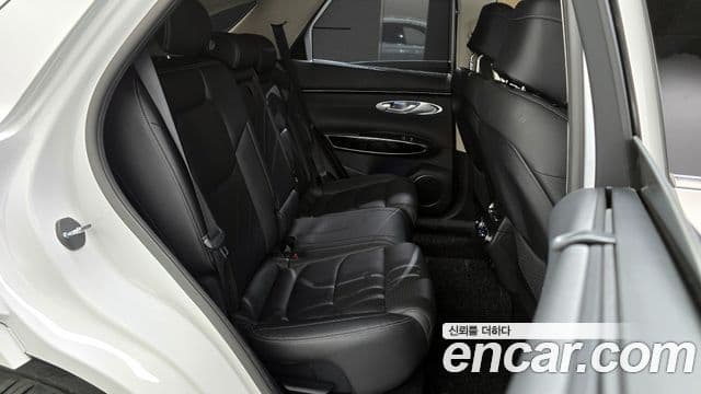 Genesis GV70 2021 — ფოტო 12/20