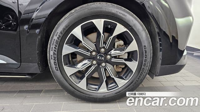 Kia Carnival 2021 — Photo 15/20