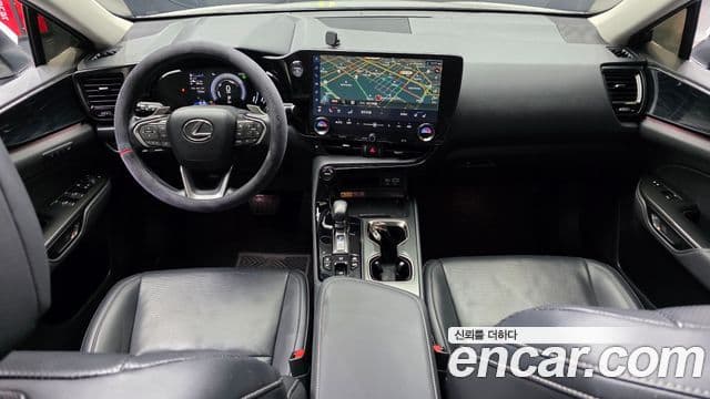 Lexus NX450h+ 2024 — фото 7 из 20