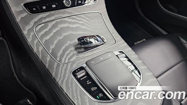 Mercedes-Benz E-Class 2021 — фото 9 из 20
