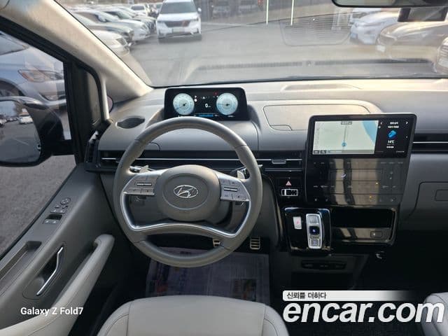 Hyundai Staria 2021 — фото 7 из 20