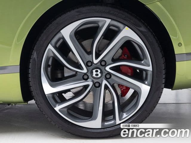 Bentley Continental GT 2025 — фото 7 из 20
