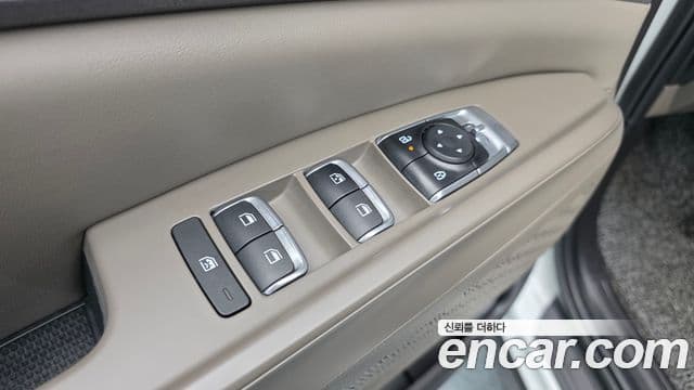 Kia Carnival 2024 — ფოტო 12/20