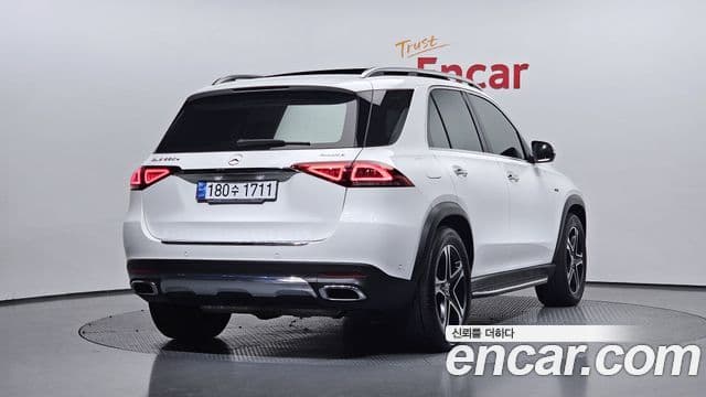 Mercedes-Benz GLE-Class 2021 — Şəkil 2/20