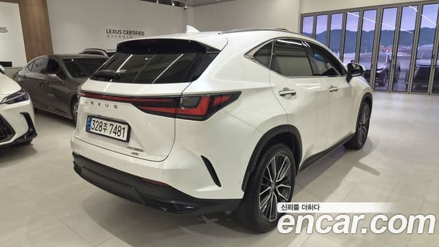 Lexus NX350h, 2023