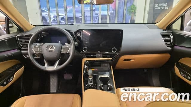 Lexus NX350h 2023 — фото 10 из 20