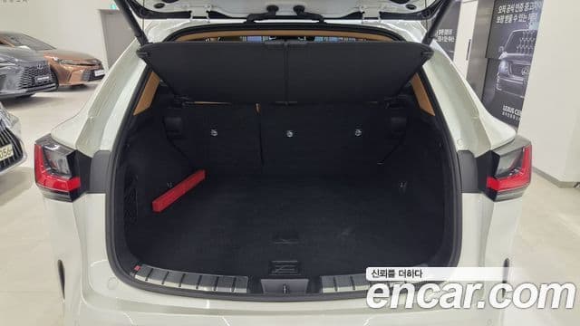 Lexus NX350h 2023 — фото 20 из 20