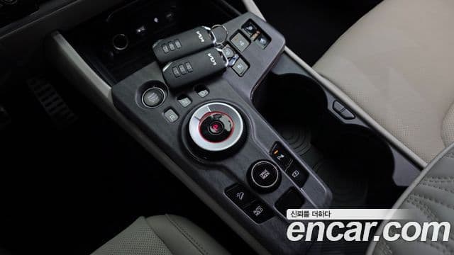 Kia Sportage 2023 — фото 9 из 20