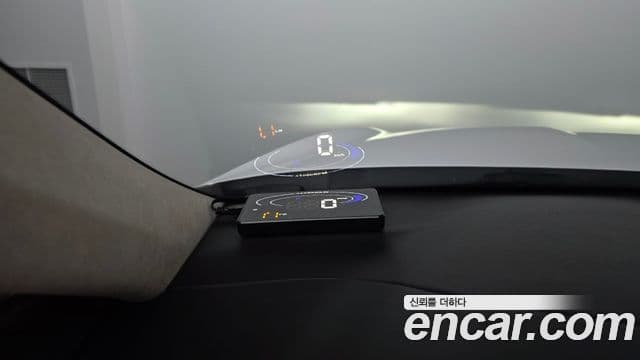 Genesis GV70 2021 — фото 14 из 20