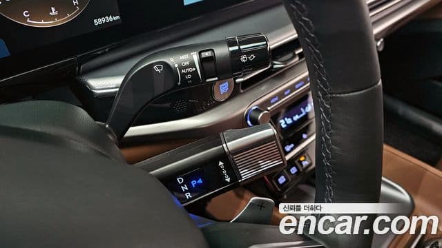 Hyundai Grandeur 2023 — ფოტო 9/20